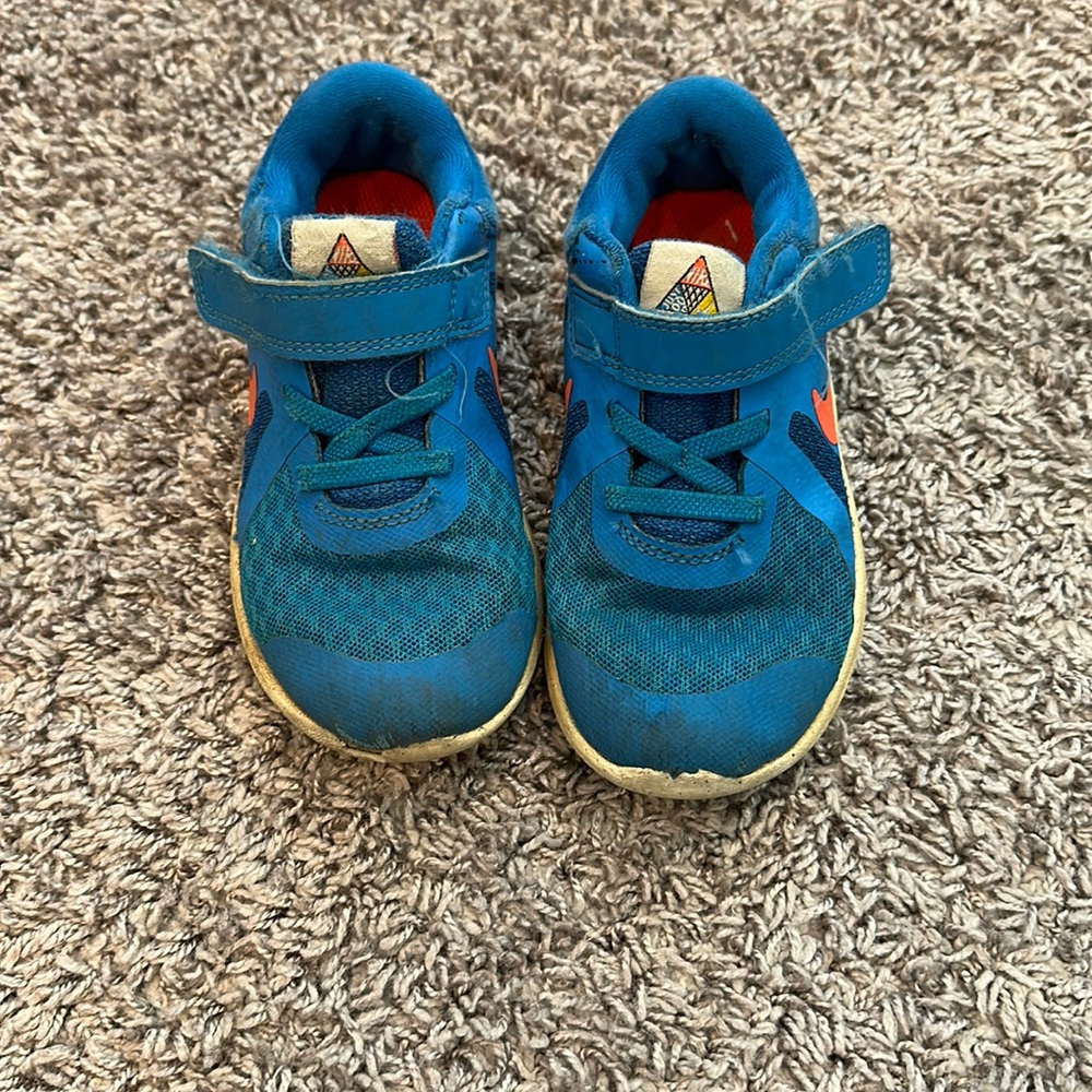 Little boys blue Nike sneakers size 10C